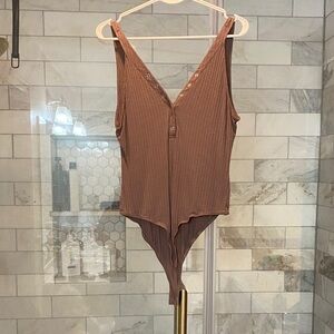 Fashion Nova Ribbed Button-Up Bodysuit - Brown